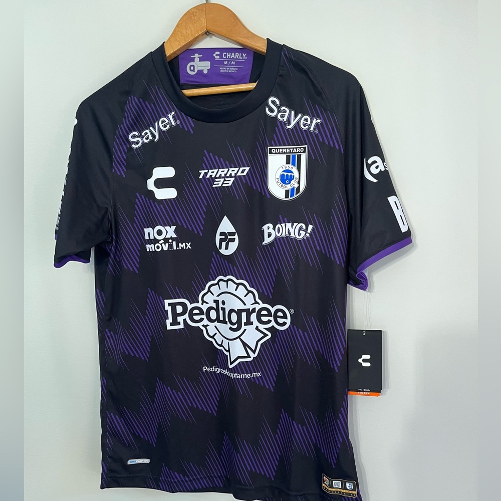 Liga MX Querétaro F.C official NWT Jersey adult medium